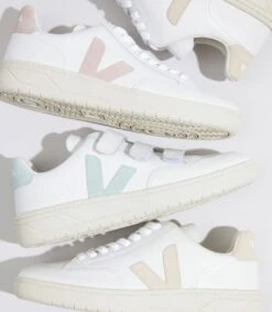 V-12 LEATHER WHITE BABE -ChromeFree Sales Store veja 4emevues v 12 10