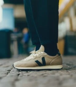RIO BRANCO RIPSTOP DUNE BLACK -ChromeFree Sales Store veja aw22 lookbook berlin vincentdesailly hd 35