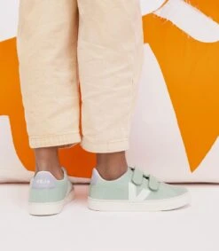 ESPLAR NUBUCK MATCHA WHITE -ChromeFree Sales Store veja ss22 4emevue kids esplar 01