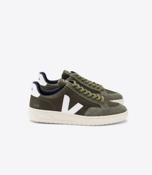 V-12 B-MESH OLIVE WHITE -ChromeFree Sales Store veja xd011665 lateral